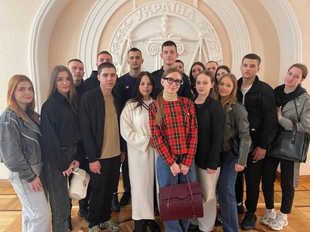 Ознайомлення з діяльністю  Верховного Суду триває