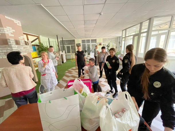 Курсанти НАВС відвідали Святошинський будинок-інтернат