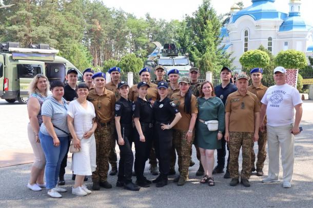 Курсанти НАВС взяли участь у благодійному іміджевому концерті «Долина двох Кросс-Кантрі Шосе»