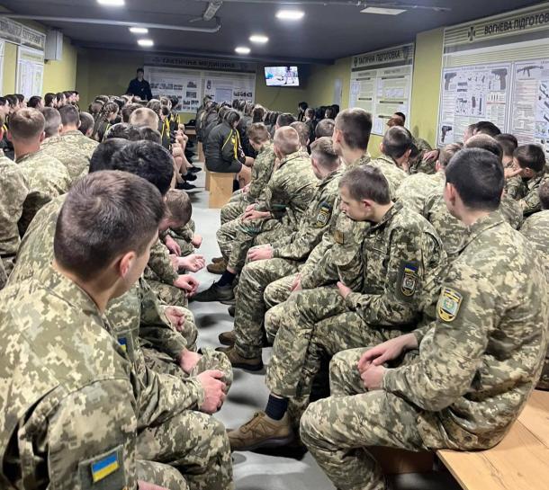 Профорієнтаційна зустріч з ліцеїстами: курсант Нікіта Лозовицький - про досвід навчання та власний шлях до академії